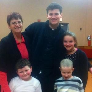 Meet your Posher, Valerie